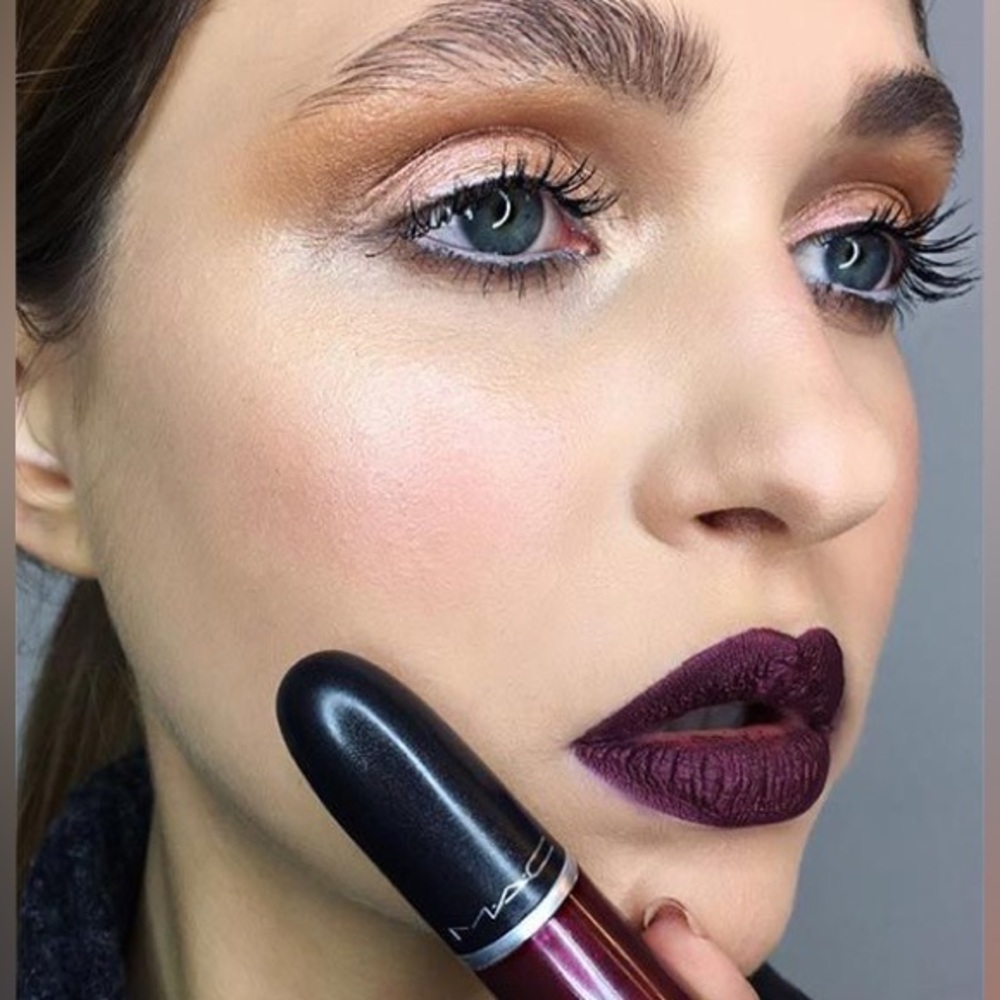 MAC Cosmetics - Picture 9 of 14